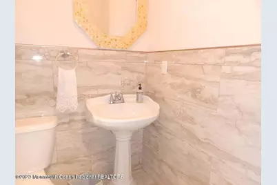 241 Woodcrest Road, Oakhurst, NJ 07755 - Photo 19