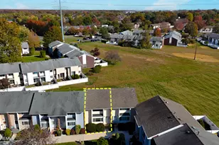 Q10 Quincy Circle, Dayton, NJ 08810 - Photo 29