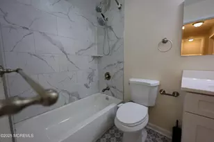 Q10 Quincy Circle, Dayton, NJ 08810 - Photo 17