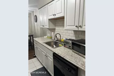 12 Manchester Court #C, Freehold, NJ 07728 - Photo 5