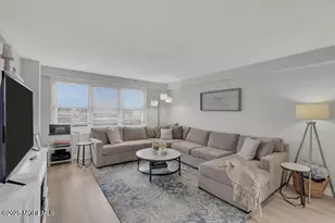 28 Riverside Ave, Red Bank, NJ 07701 - Photo 9