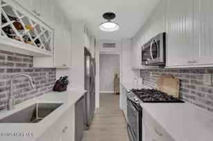 28 Riverside Ave, Red Bank, NJ 07701 - Photo 3