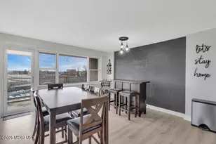 28 Riverside Ave, Red Bank, NJ 07701 - Photo 5