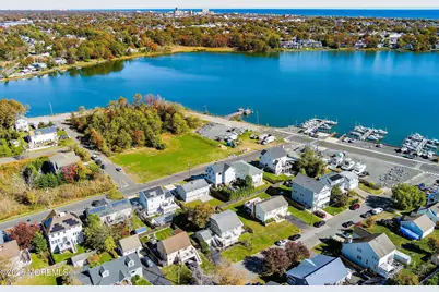 113 Fairview Place, Neptune Township, NJ 07753 - Photo 35