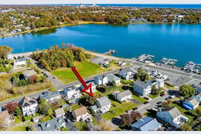 113 Fairview Place, Neptune Township, NJ 07753 - Photo 3