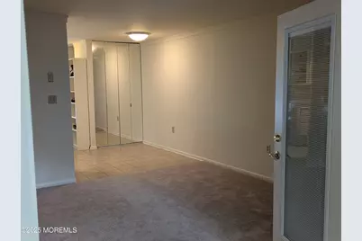 160D Gramercy Court, Lakewood, NJ 08701 - Photo 5