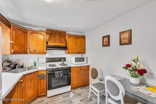 270 Alexander Ave, Howell Township, NJ 07731 - Photo 17