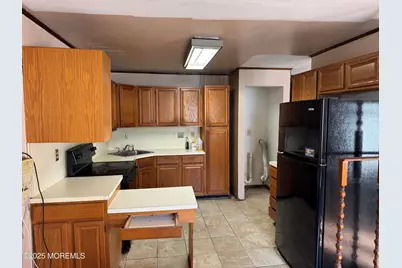 1961 W Lake Avenue, Neptune Township, NJ 07753 - Photo 5