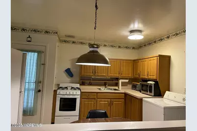 7 Walnut Street #C, Toms River Township, NJ 08757 - Photo 9