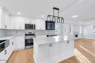 124 Robinson Pl, Shrewsbury, NJ 07702 - Photo 17