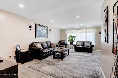 111 Joan Court, Jackson, NJ 08527 - Photo 5