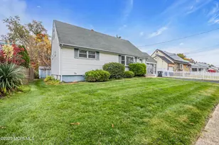 25 Venus Rd, South Amboy, NJ 08879 - Photo 45