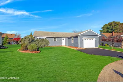 18 Leighton Court, Toms River Township, NJ 08757 - Photo 1