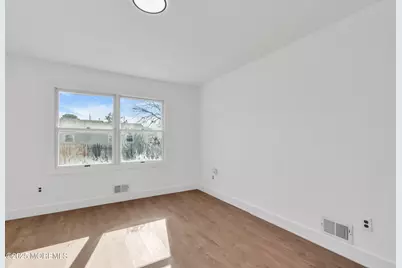 526 Bradley Boulevard, Toms River Township, NJ 08753 - Photo 19