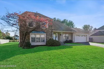 5 Homestead Circle, Marlboro Township, NJ 07746 - Photo 3