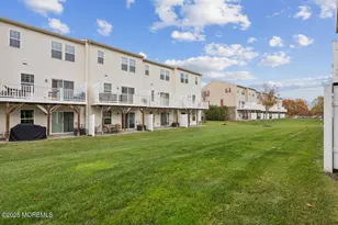 112 Phillip E Frank Way, Aberdeen Township, NJ 07721 - Photo 21