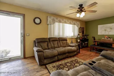 516 Poplar Street, Lakehurst, NJ 08733 - Photo 5