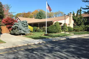 141 Eastwick Ct, Aberdeen Township, NJ 07747 - Photo 35