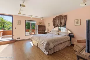 8 Glenwood Dr, Tinton Falls, NJ 07724 - Photo 25