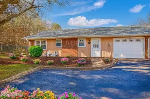 530D Portsmouth Dr, Lakewood, NJ 08701 - Photo 1