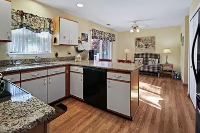 8 Morning Glory Lane, Whiting, NJ 08759 - Photo 11