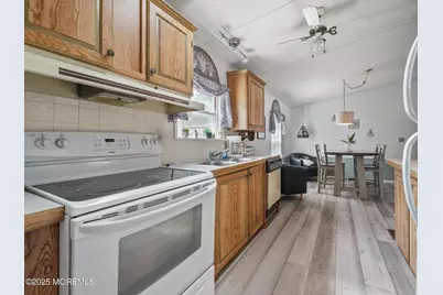 211 Holly Court, Whiting, NJ 08759 - Photo 7