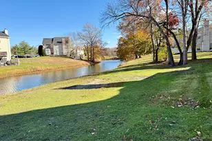 153 Tanglewood Pl, Morganville, NJ 07751 - Photo 9