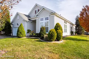 45 Banbury Ln, Jackson, NJ 08527 - Photo 3