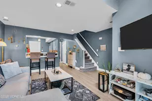 11 Madison Ct, Tinton Falls, NJ 07712 - Photo 7