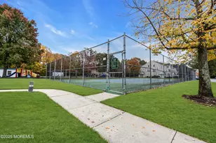 11 Madison Ct, Tinton Falls, NJ 07712 - Photo 23