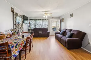 339 Prospect Dr, Brick, NJ 08724 - Photo 5