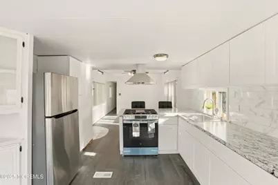 9 Avenue A, Hazlet Township, NJ 07734 - Photo 3