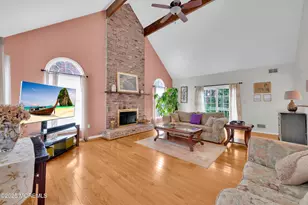 1 Silver Birch Ct, Monmouth Junction, NJ 08852 - Photo 19