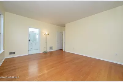 131 Greenlawns Drive, Lakewood, NJ 08701 - Photo 19