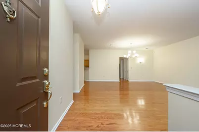 131 Greenlawns Drive, Lakewood, NJ 08701 - Photo 5