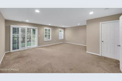 308 Princeton Court, Shrewsbury, NJ 07702 - Photo 21