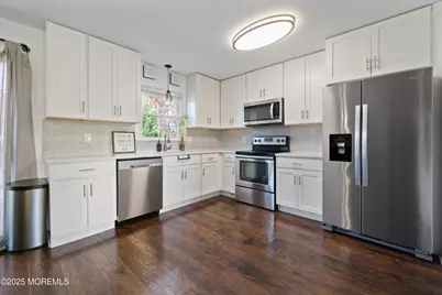 248 Mizzen Avenue, Manahawkin, NJ 08050 - Photo 9