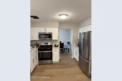 90 Atlantis Avenue, Manahawkin, NJ 08050 - Photo 7