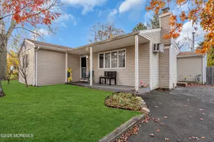 1541 Commonwealth Blvd, Toms River Township, NJ 08757 - Photo 3