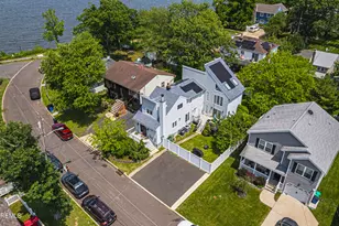 76 Woodland Dr, Keyport, NJ 07735 - Photo 3