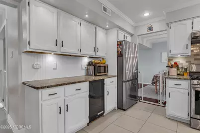 38 Kiwi Loop, Howell Township, NJ 07731 - Photo 7
