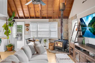 528 Delaware Avenue, Point Pleasant, NJ 08742 - Photo 9