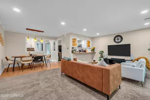 41 Goldenrod Ct, Hamilton Township, NJ 08690 - Photo 9