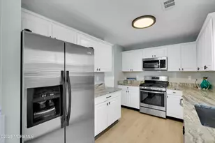 11 Saratoga Ct, Tinton Falls, NJ 07753 - Photo 5