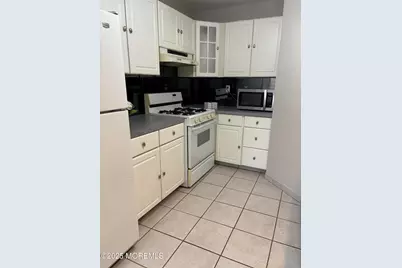 481 Hawthorne Place, Morganville, NJ 07751 - Photo 17