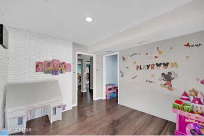 621 Illinois Avenue, Brick, NJ 08724 - Photo 13