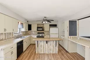 900 Cumberland Blvd, Manchester Township, NJ 08759 - Photo 7