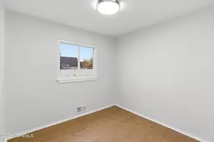 975 Hunt Dr, Toms River Township, NJ 08753 - Photo 23