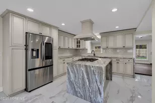 537 S Atlantic Ave, Aberdeen Township, NJ 07747 - Photo 27