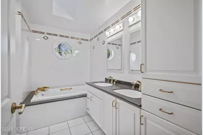 1 Weathervane Way, Marlboro Township, NJ 07746 - Photo 37